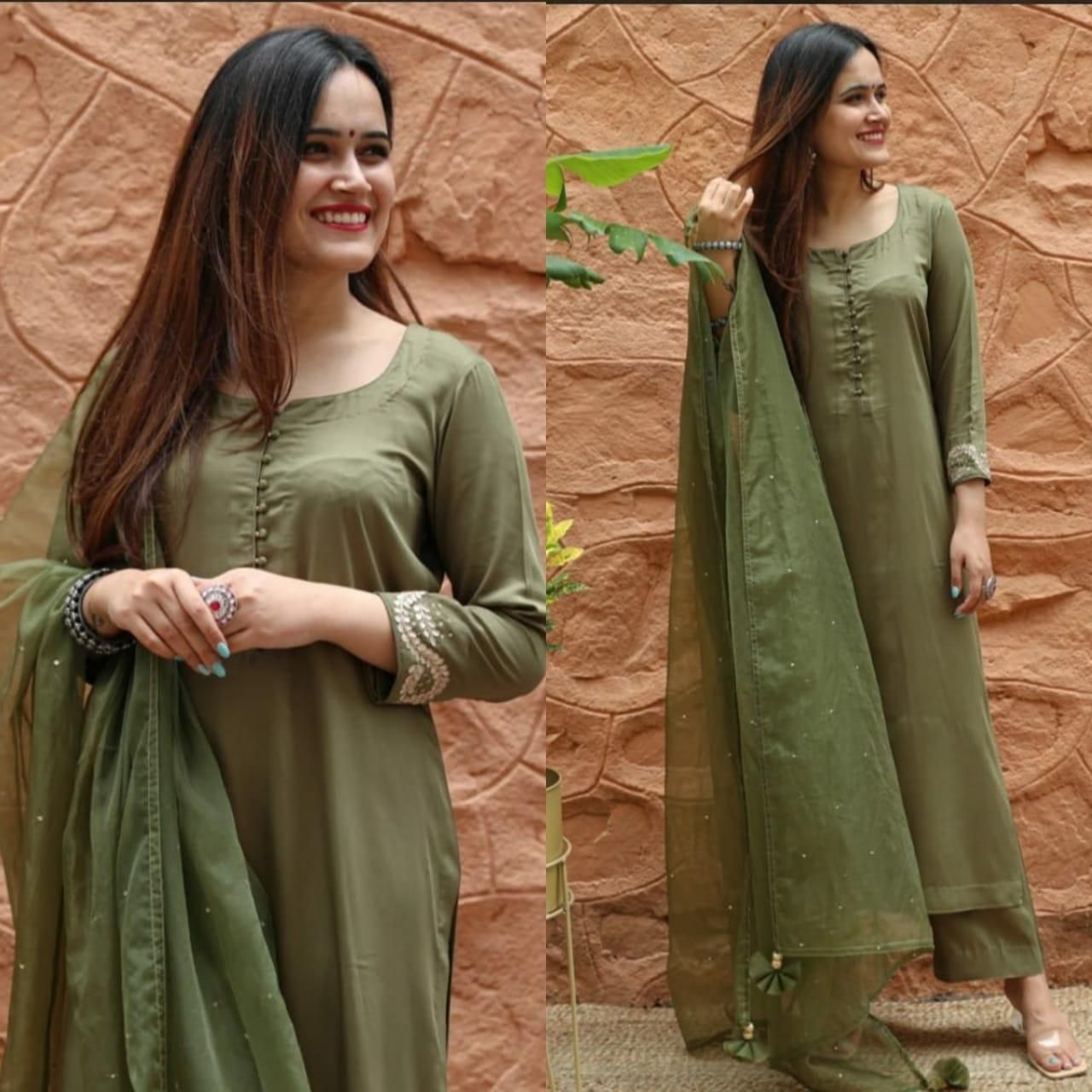 Gorgeous  Printed Rayon Kurtis Pant Sets With Dupatta Roposo Clout