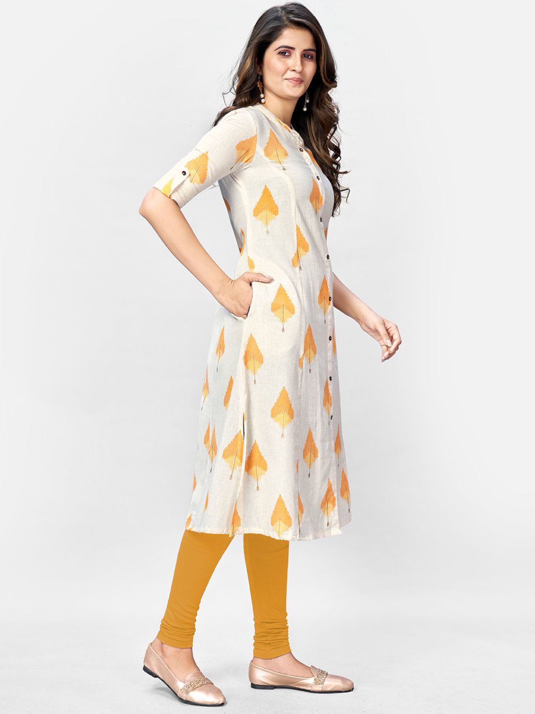 Vbuyz Women's Printed A-Line Cotton Beige Kurta Roposo Clout