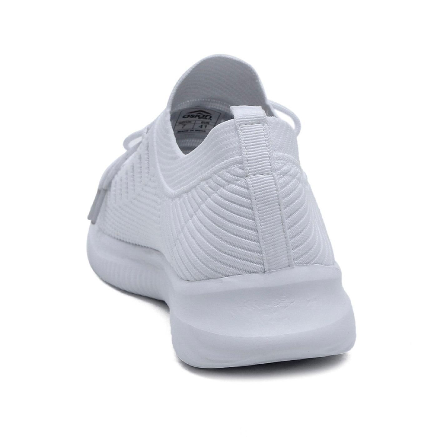 Asian Hattrick-09 Green Sports Shoes Roposo Clout